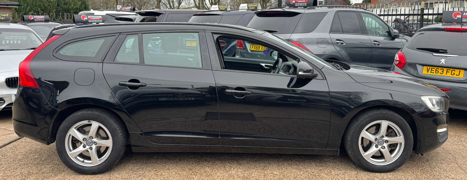 Used Volvo V60 2016 for sale - 77607898: Photo 15