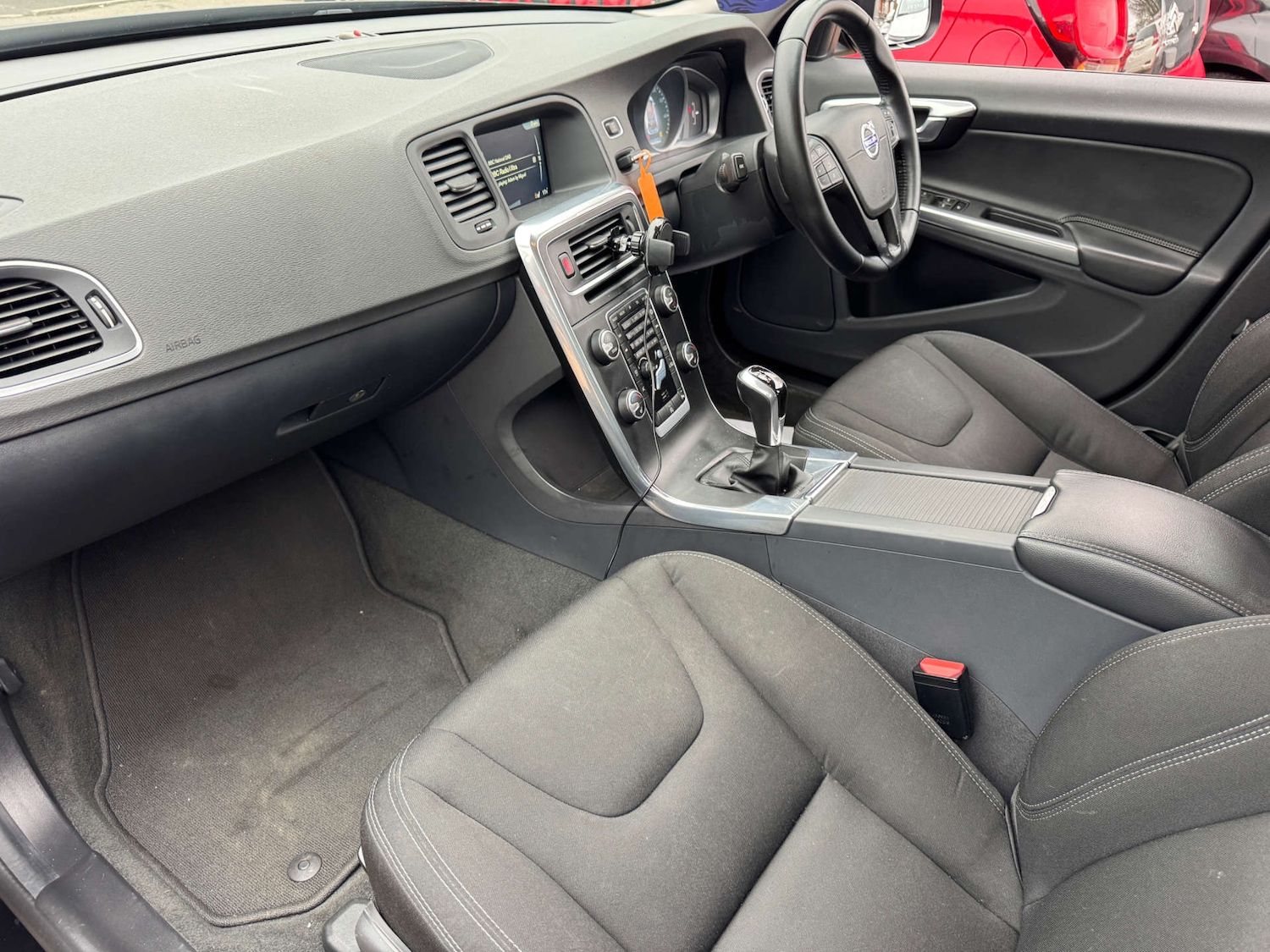 Used Volvo V60 2016 for sale - 77607898: Photo 23