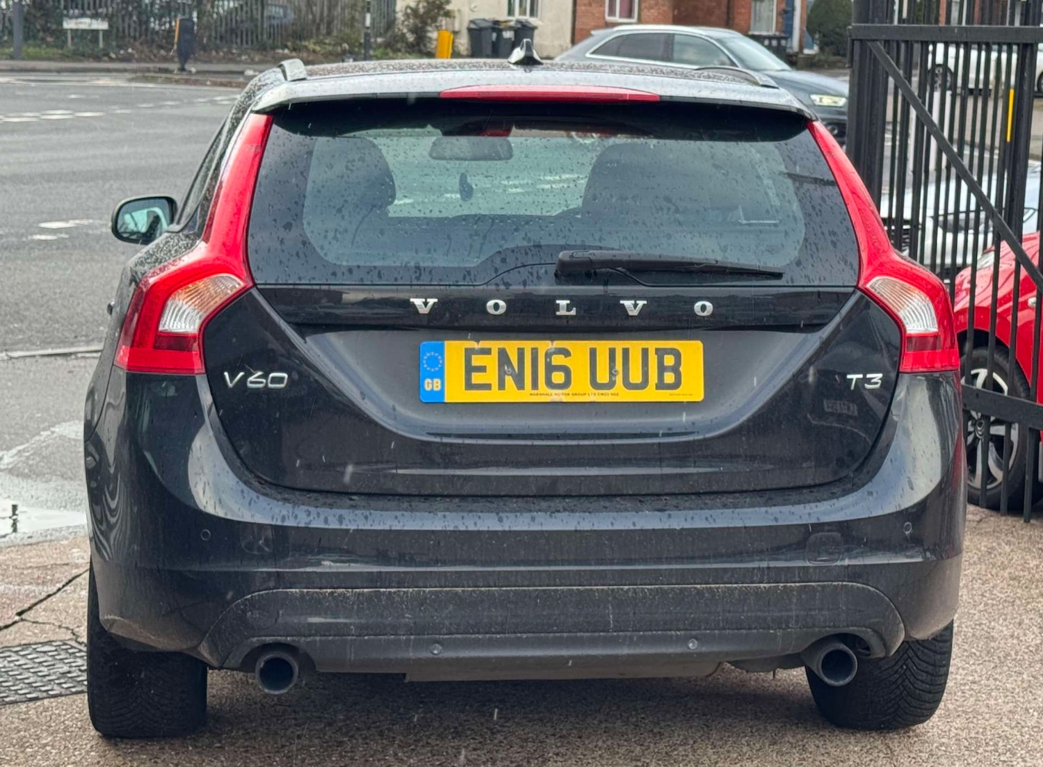 Used Volvo V60 2016 for sale - 77607898: Photo 4