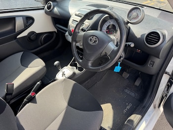 Used Toyota AYGO 2013 for sale - 75563260: Photo
