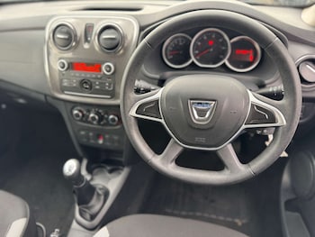 Used Dacia Sandero Stepway 2017 for sale - 78540960: Photo
