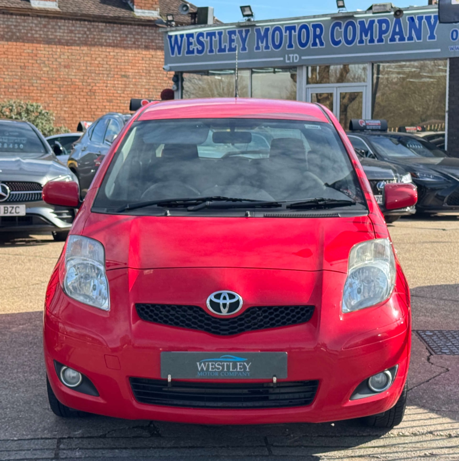 Used Toyota Yaris 2011 for sale - 77781041: Photo 4