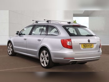 Used Skoda Superb 2011 for sale - 79380592: Photo