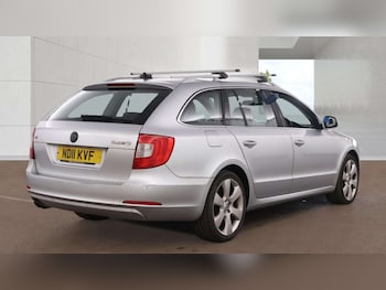 Used Skoda Superb 2011 for sale - 79380592: Photo