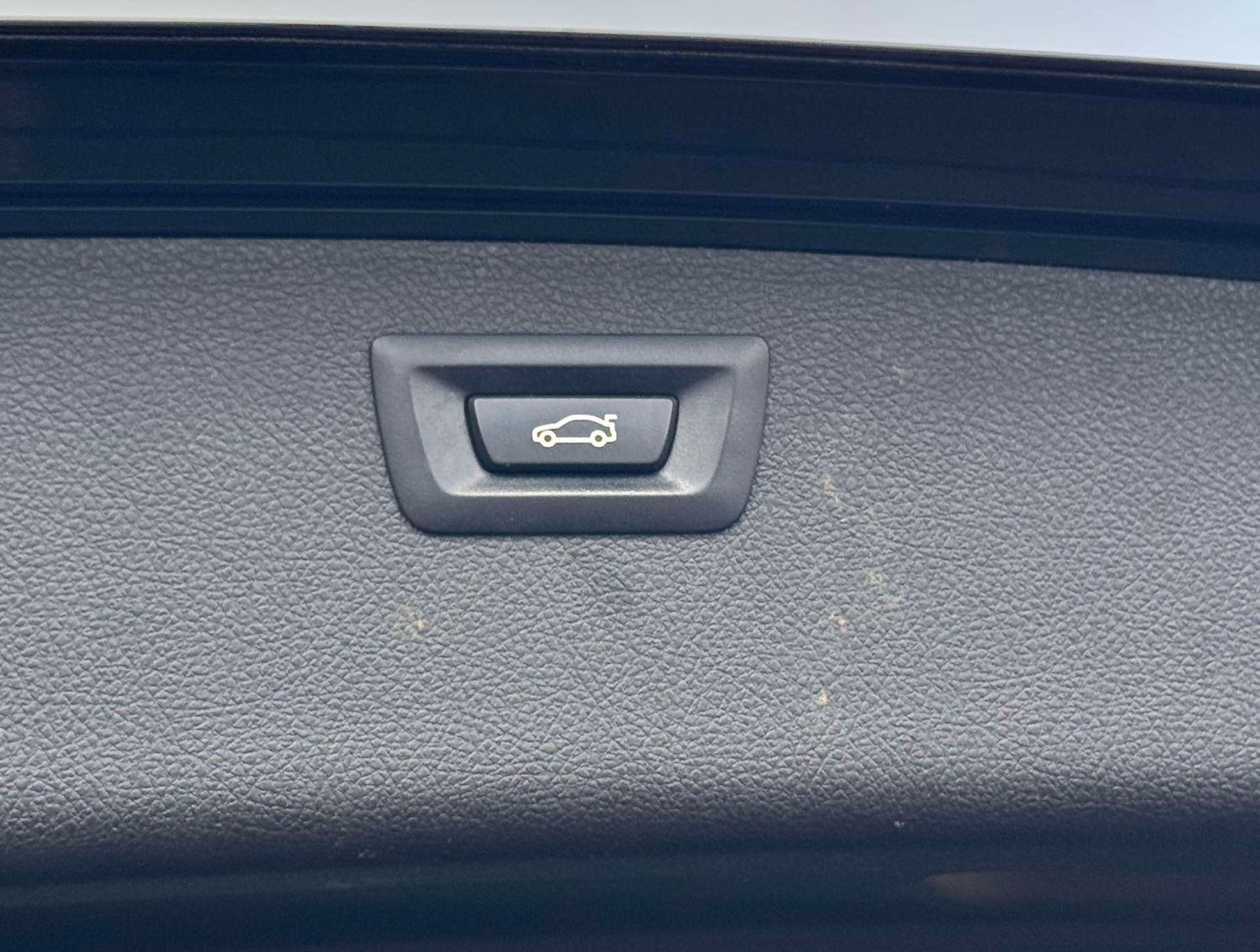 Used BMW 3 Series 2017 for sale - 77607892: Photo 20