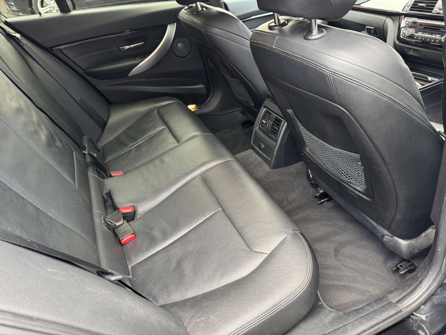 Used BMW 3 Series 2017 for sale - 77607892: Photo 21