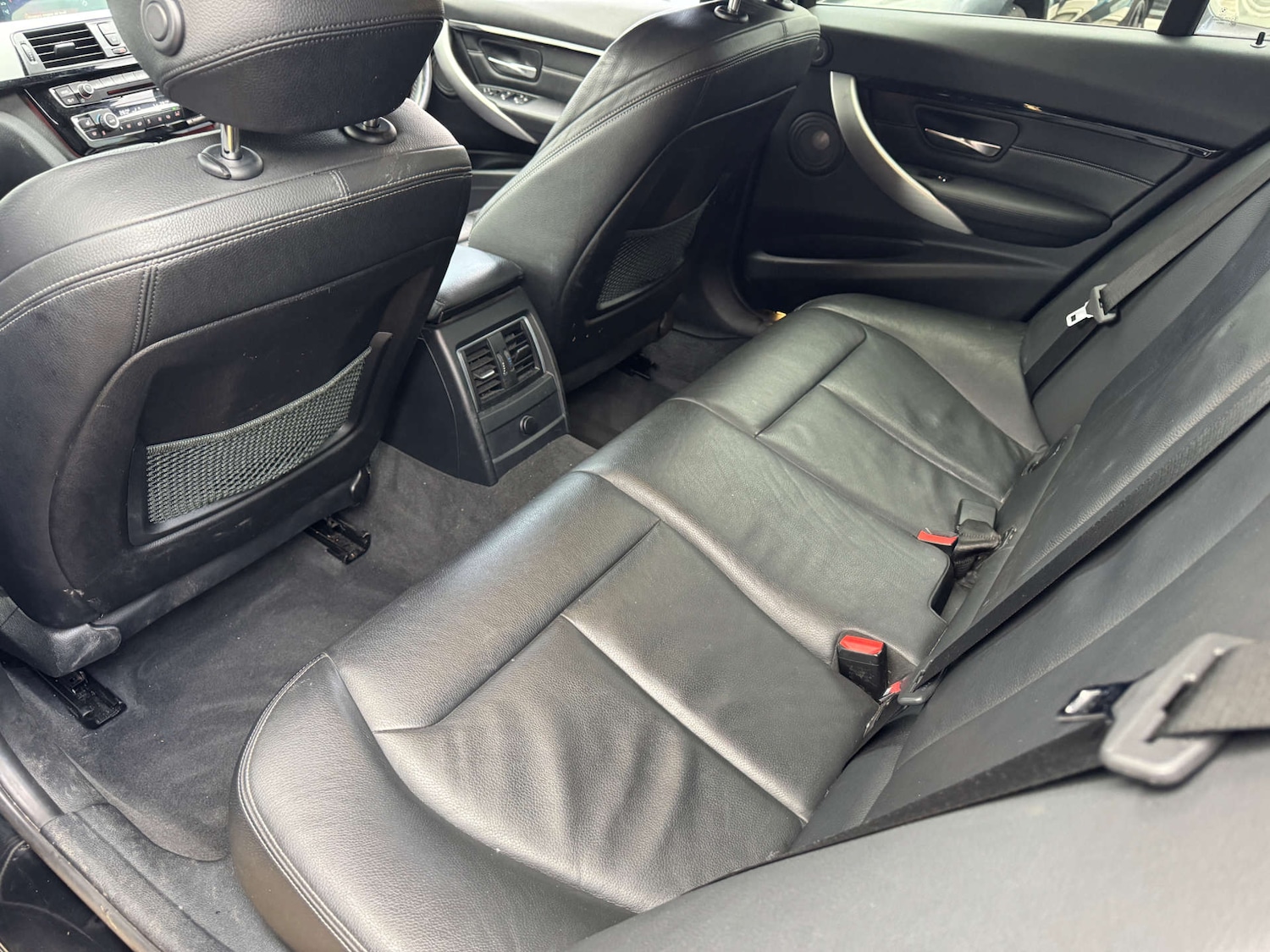 Used BMW 3 Series 2017 for sale - 77607892: Photo 24