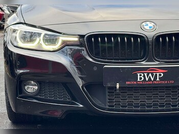 Used BMW 3 Series 2017 for sale - 77607892: Photo