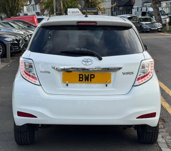 Used Toyota Yaris 2013 for sale - 76251131: Photo 15