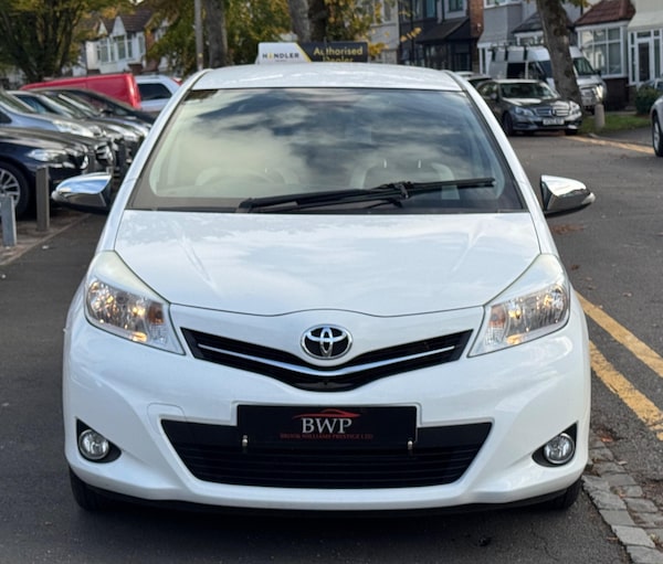 Used Toyota Yaris 2013 for sale - 76251131: Photo 4