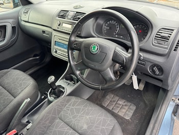 Used Skoda Fabia 2011 for sale - 76250904: Photo