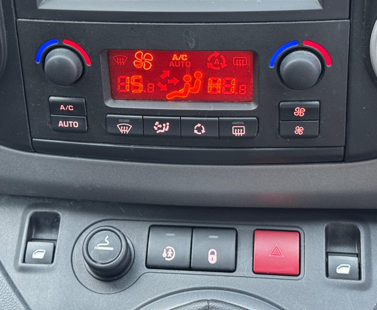 Used Citroen Berlingo 2018 for sale - 76251171: Photo 31