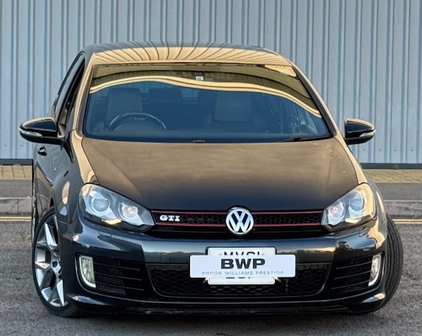 Used Volkswagen Golf 2023 for sale - 74433802: Photo 1
