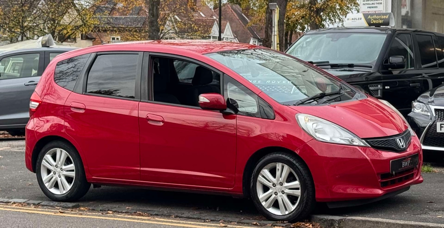 Used Honda Jazz 2015 for sale - 77607872: Photo 9