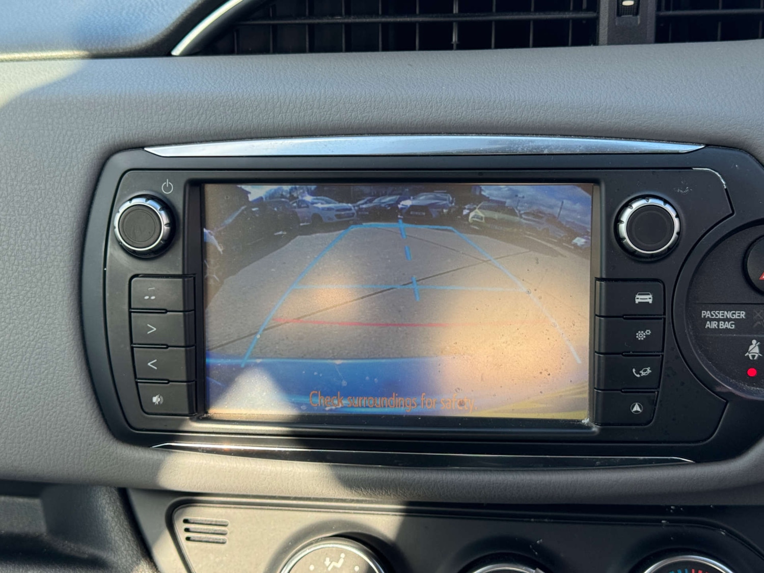 Used Toyota Yaris 2015 for sale - 77813604: Photo 13