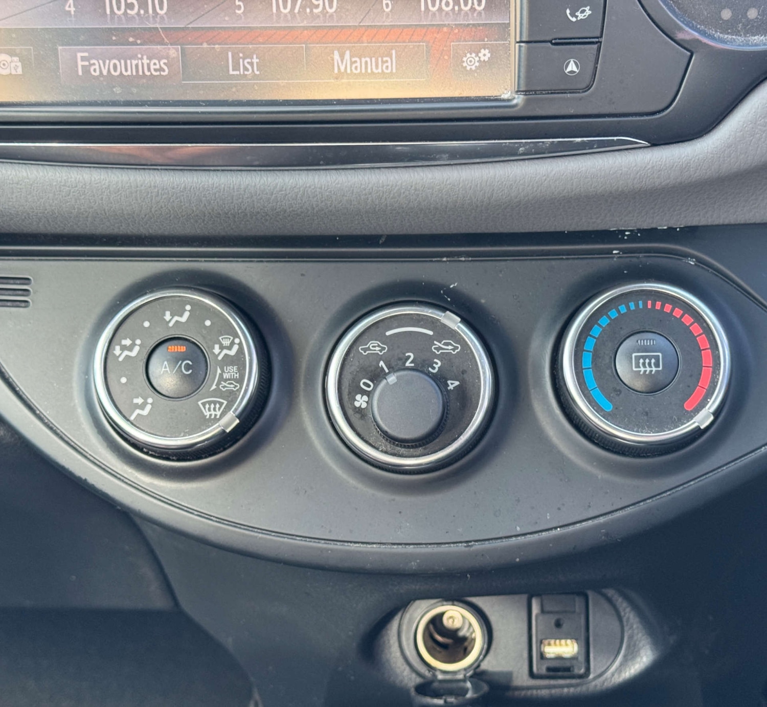 Used Toyota Yaris 2015 for sale - 77813604: Photo 16