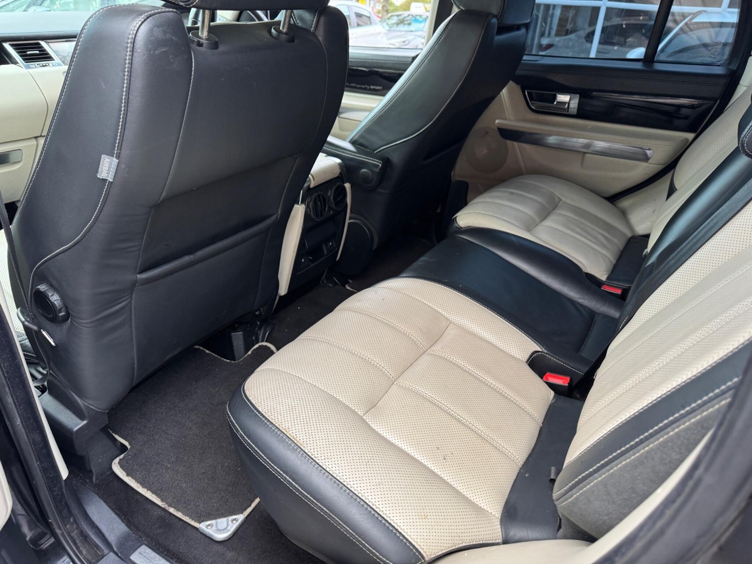 Used Toyota Verso 2009 for sale - 76388309: Photo 21