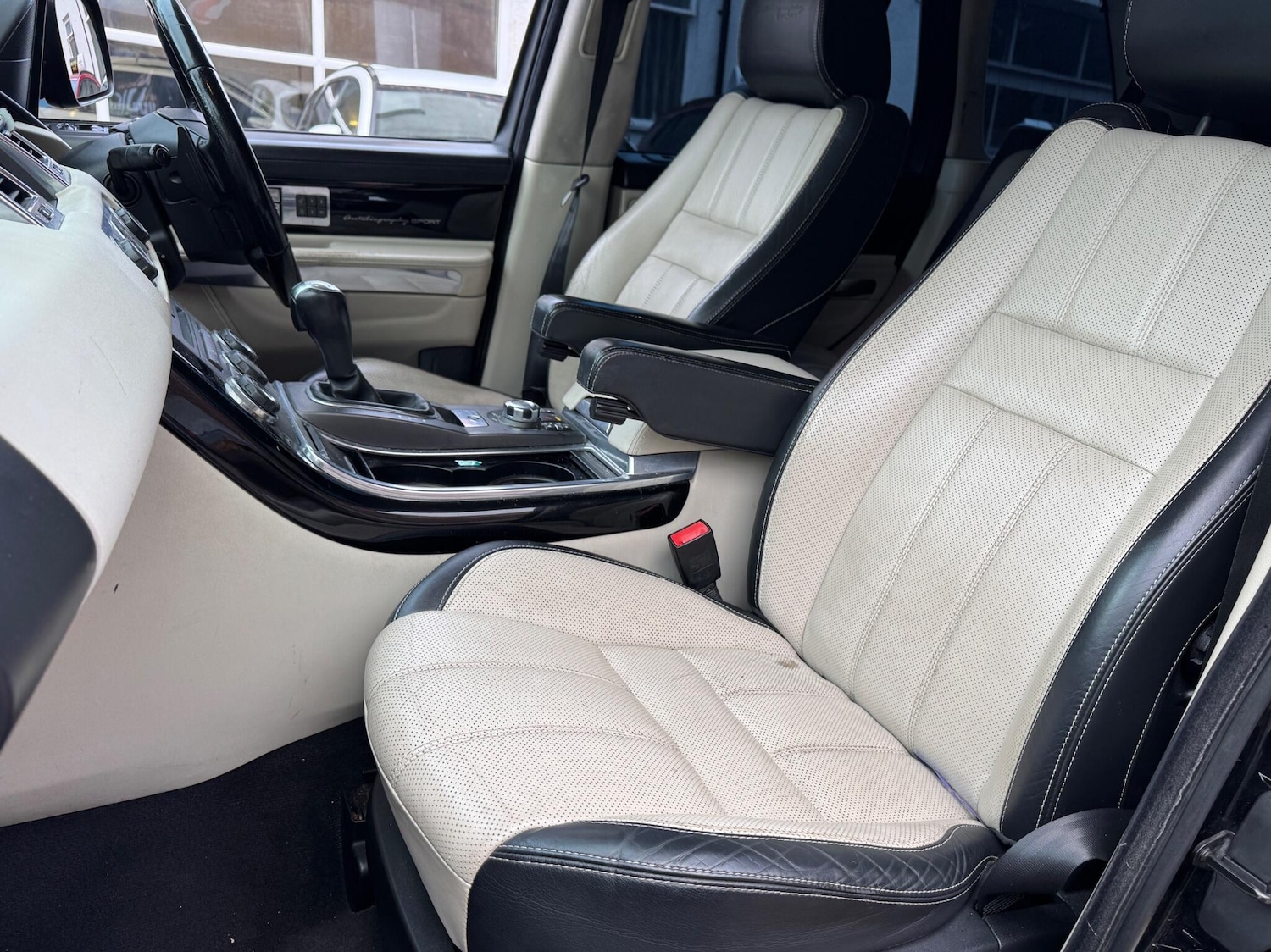 Used Toyota Verso 2009 for sale - 76388309: Photo 22