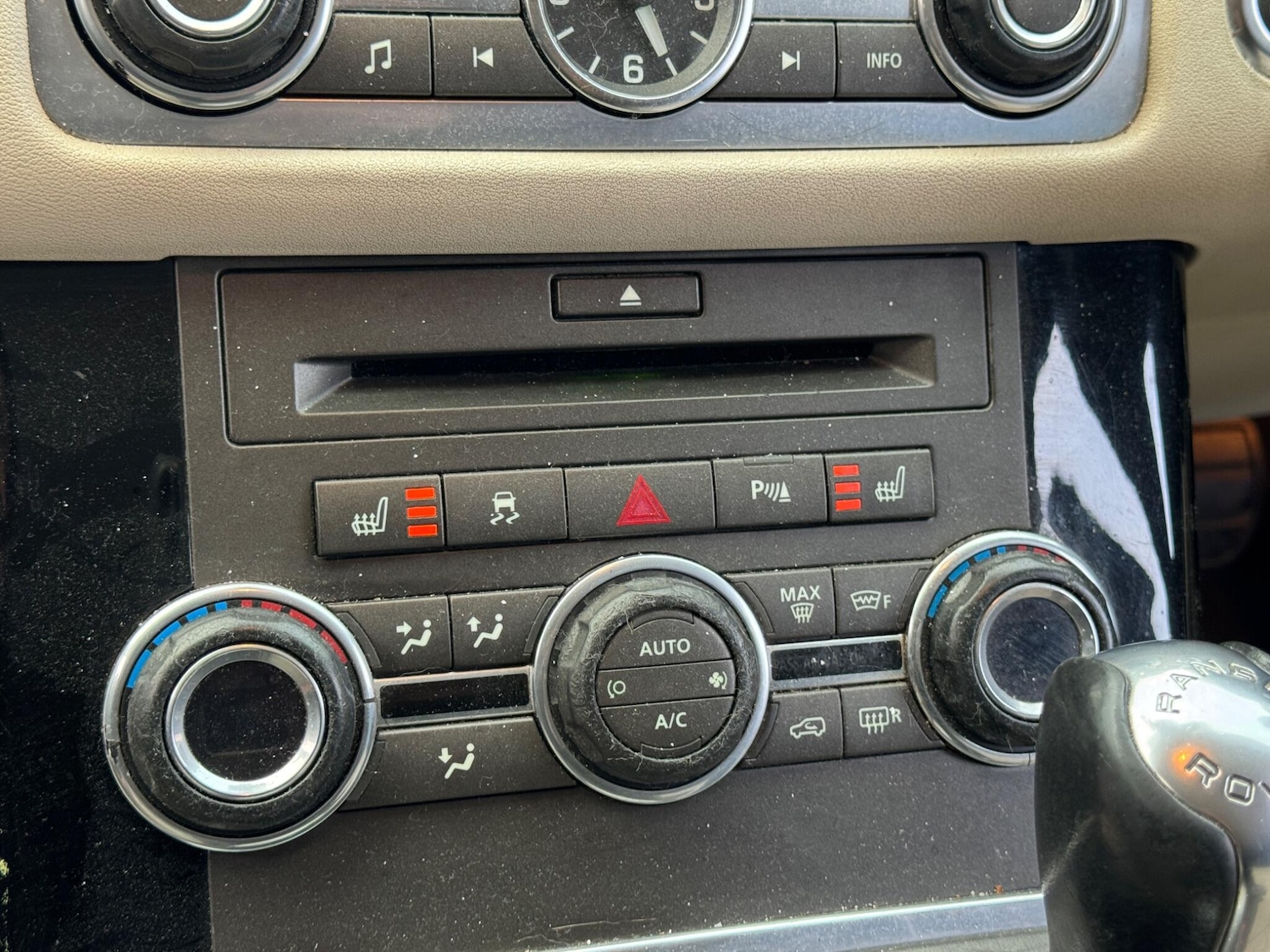 Used Toyota Verso 2009 for sale - 76388309: Photo 23