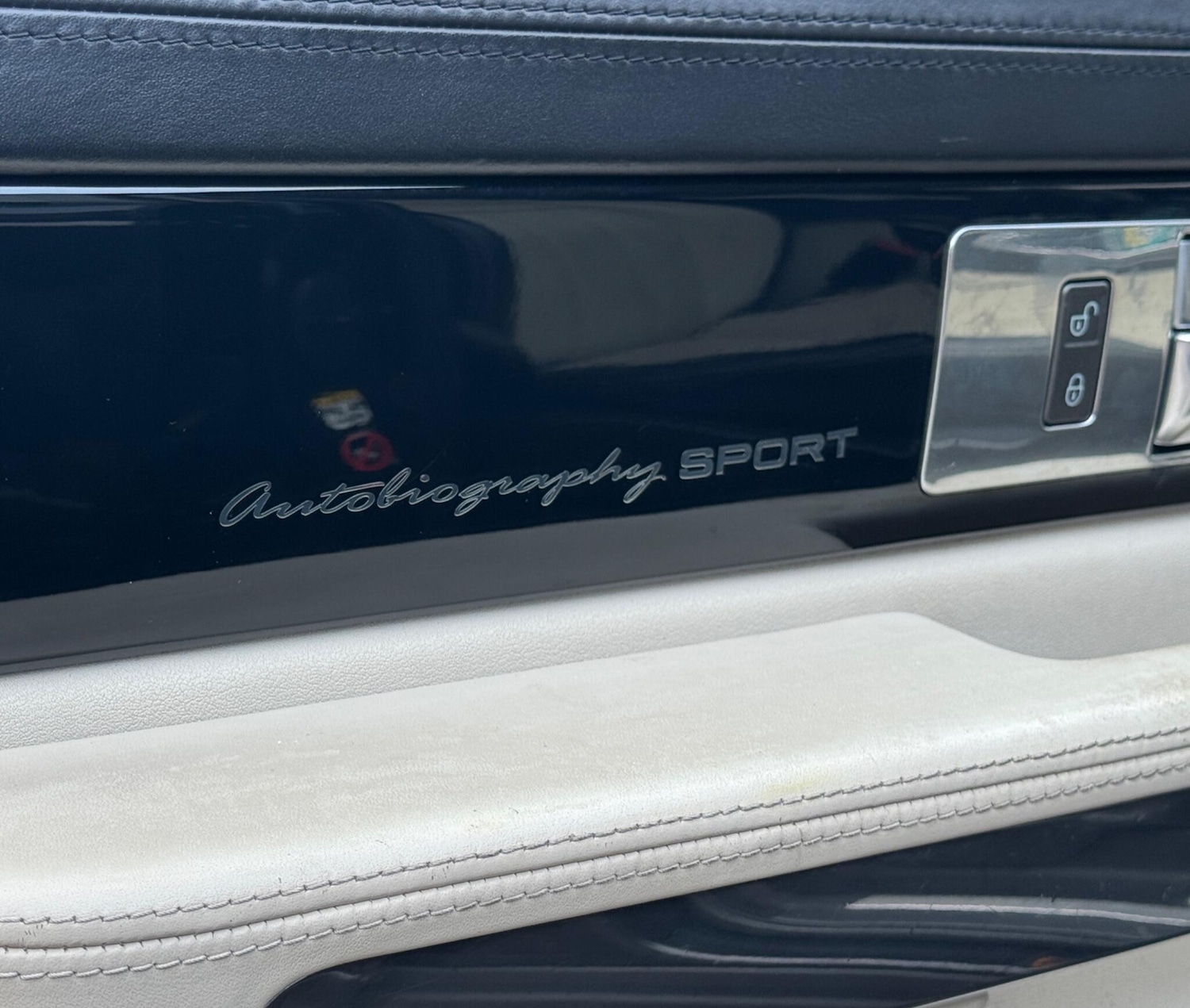 Used Toyota Verso 2009 for sale - 76388309: Photo 4