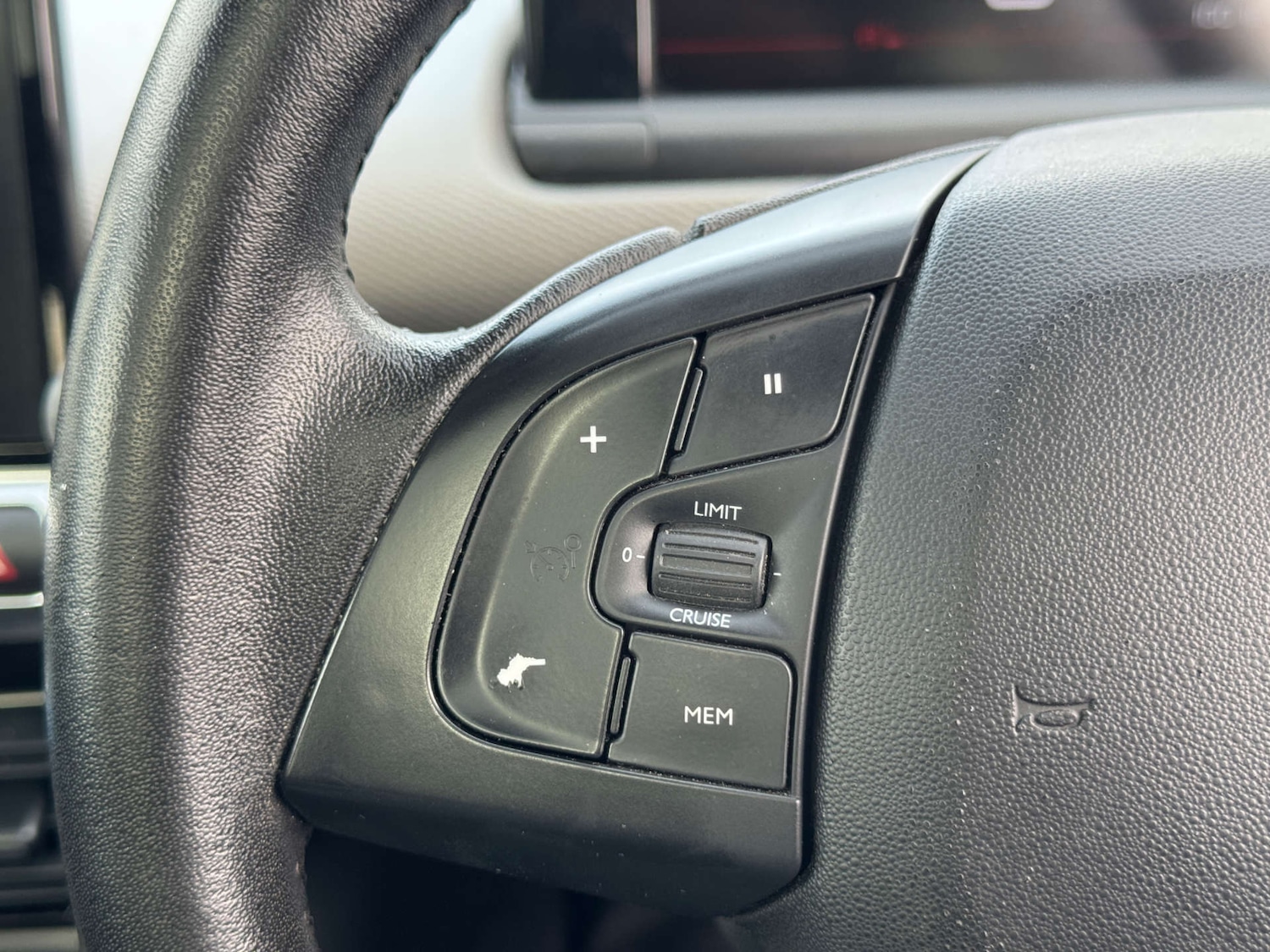 Used Citroen C4 Cactus 2019 for sale - 77975410: Photo 23