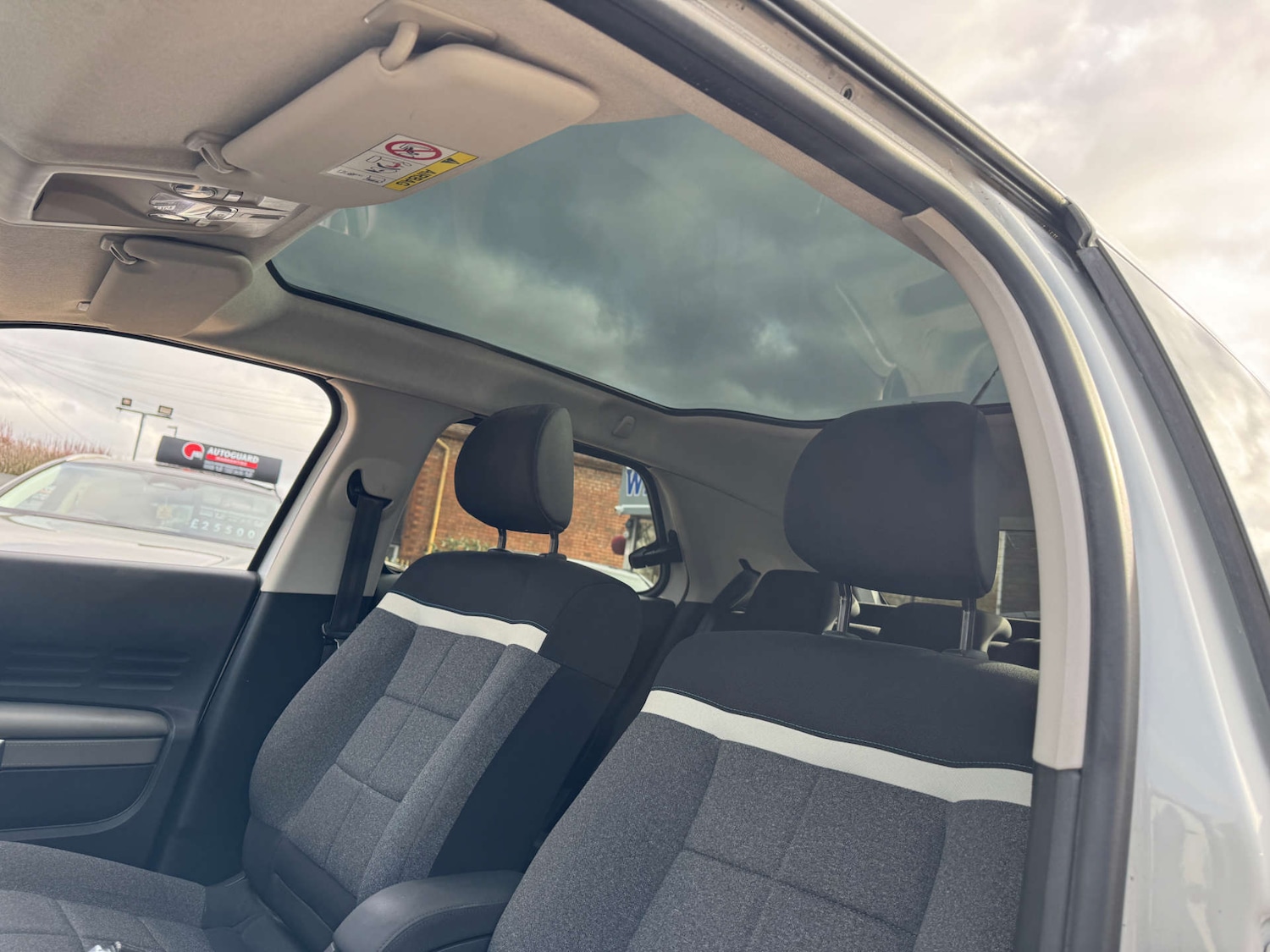 Used Citroen C4 Cactus 2019 for sale - 77975410: Photo 4