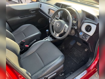 Used Toyota Yaris 2014 for sale - 79470706: Photo