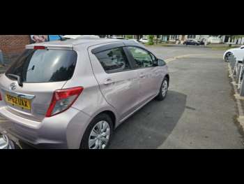 Used Toyota Yaris 2012 for sale - 74799872: Photo