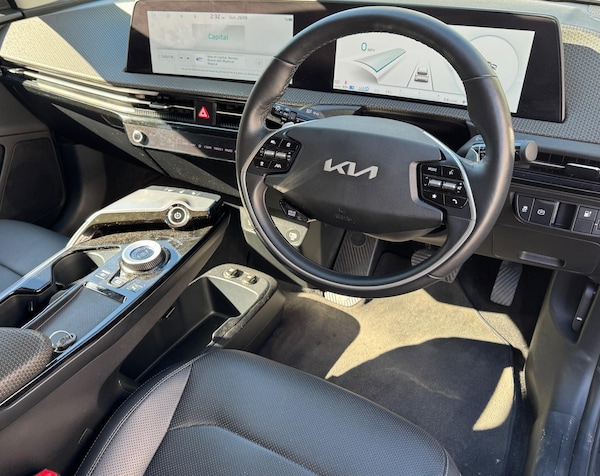 Used Kia EV6 2023 for sale - 76251034: Photo 2