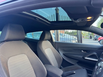 Used Volkswagen Scirocco 2009 for sale - 78300002: Photo