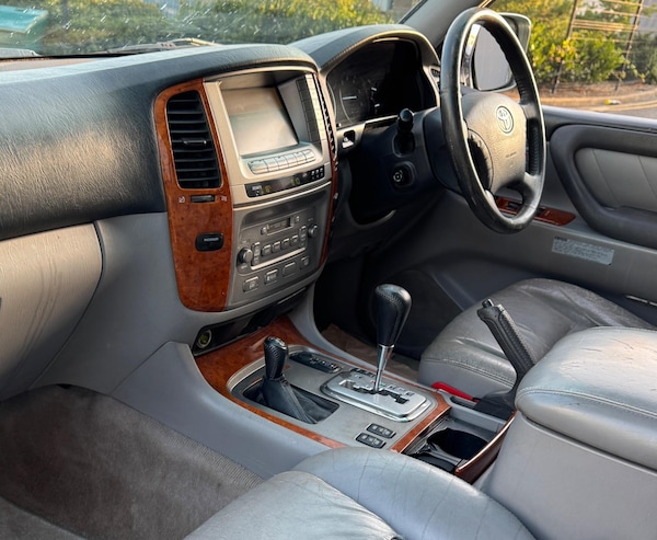 Used Toyota Landcruiser Amazon 2004 for sale - 75187301: Photo 2