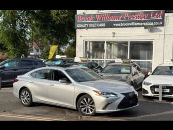2021 (21) - 2.5 300h E-CVT Euro 6 (s/s) 4dr