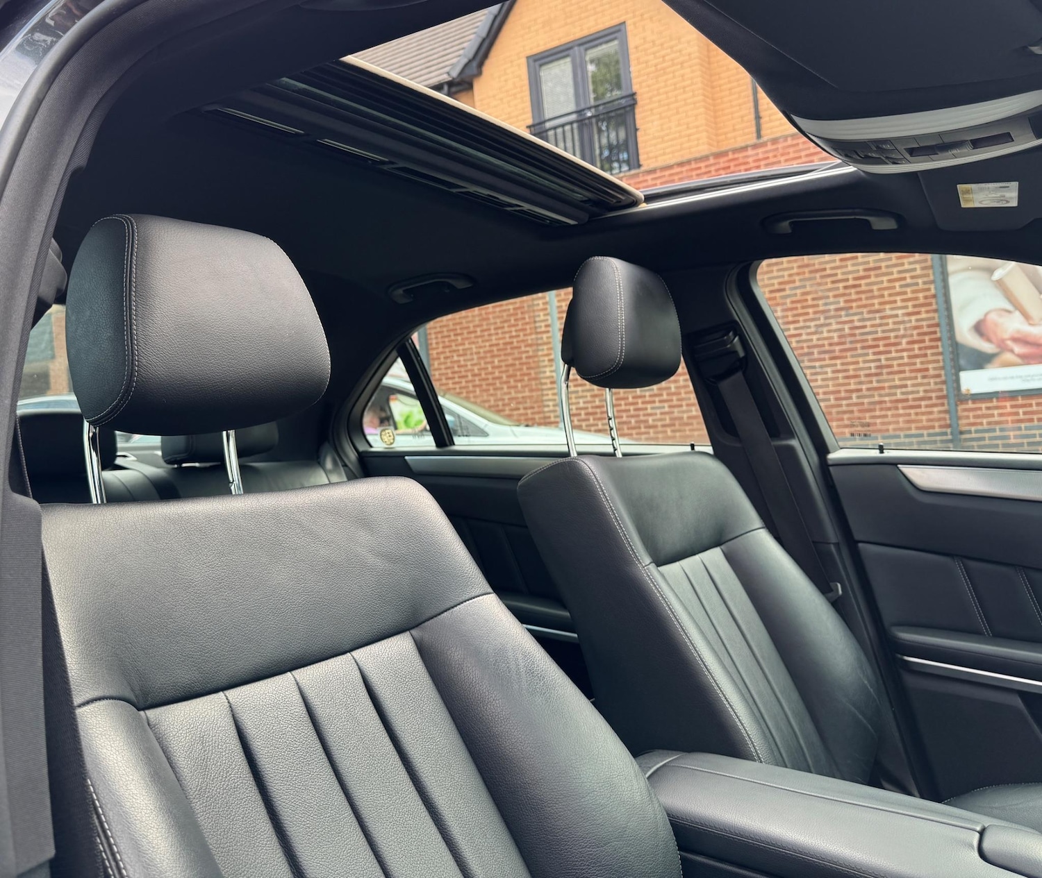 Used Mercedes-Benz E Class 2025 for sale - 76337852: Photo 17