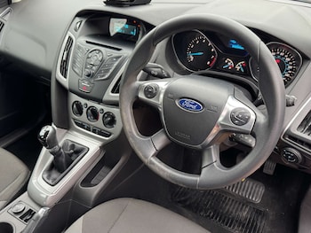 Used Ford Focus 2013 for sale - 77607899: Photo