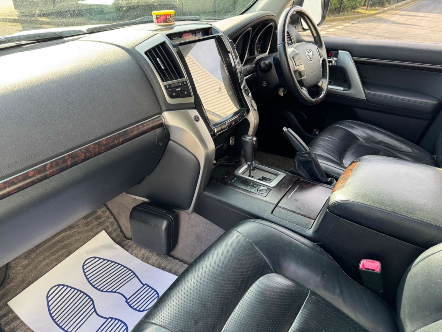 Used Toyota Land Cruiser 2020 for sale - 77607867: Photo 24