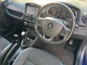 Used Renault Clio 2019 for sale - 78821088: Photo