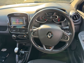 Used Renault Clio 2019 for sale - 78821088: Photo
