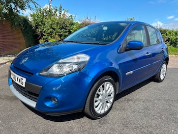 2010 - DYNAMIQUE 16V 5-Door