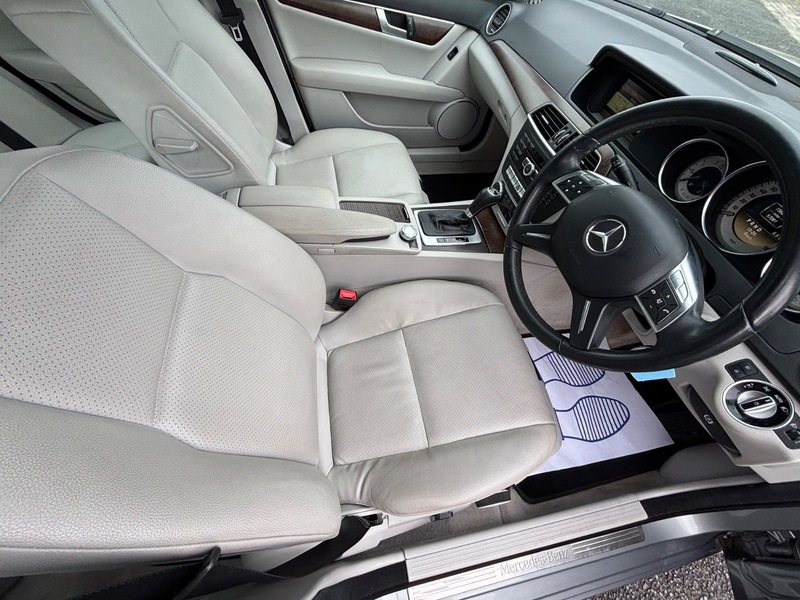 Used Mercedes-Benz C Class 2012 for sale - 77781195: Photo 16