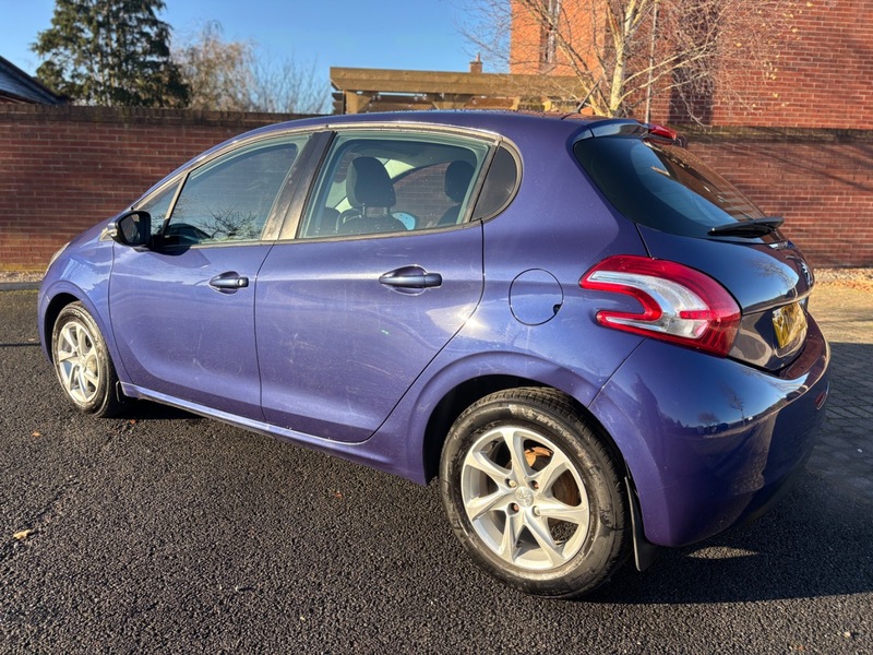 Used Peugeot 208 2013 for sale - 78056810: Photo 5