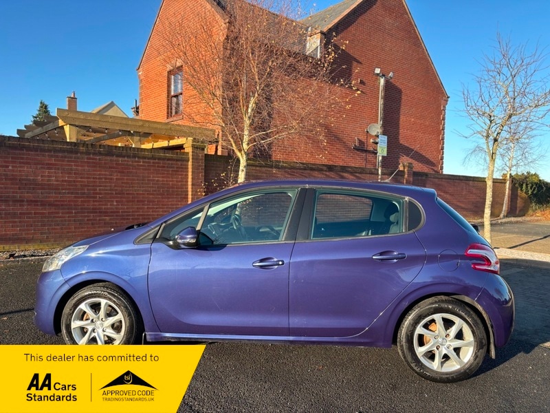 Used Peugeot 208 2013 for sale - 78056810: Photo 7