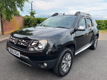 Used Dacia Duster 2016 for sale - 78944279: Photo
