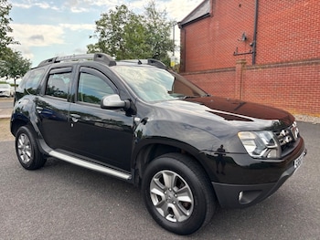 Used Dacia Duster 2016 for sale - 78944279: Photo