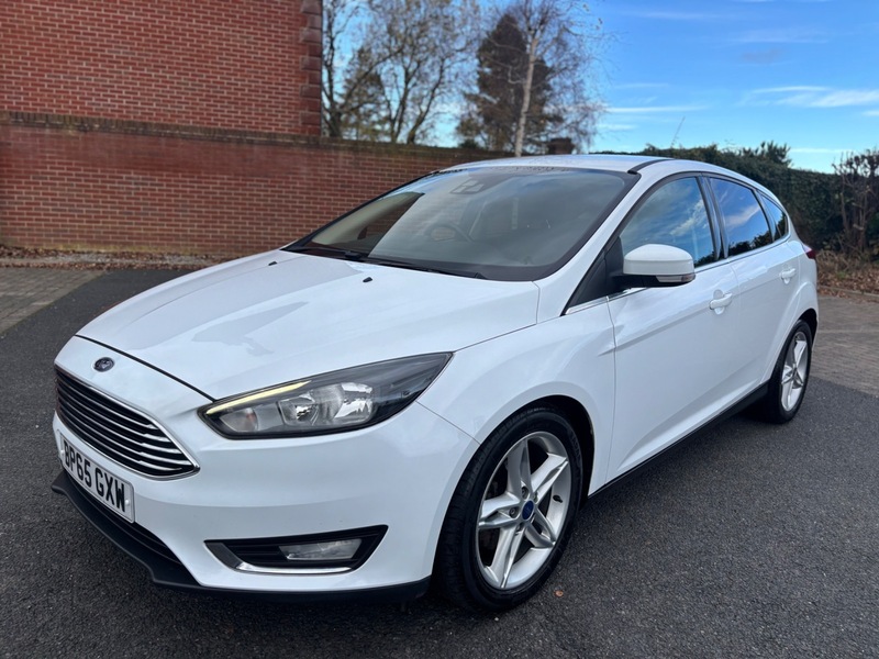 Used Ford Focus 2015 for sale - 76570793: Photo 1
