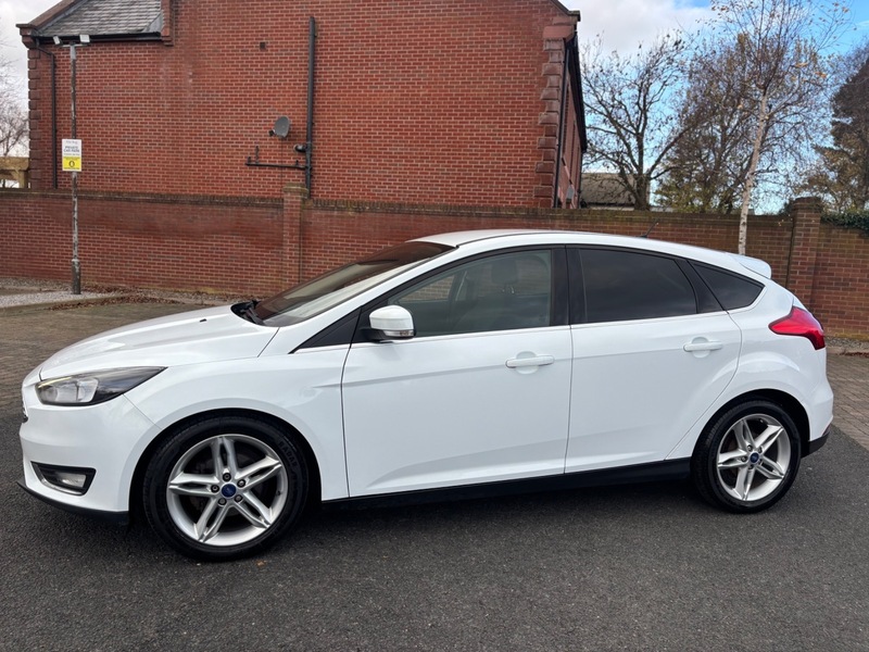 Used Ford Focus 2015 for sale - 76570793: Photo 12