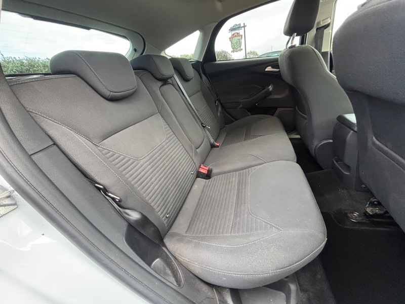 Used Ford Focus 2015 for sale - 76570793: Photo 18