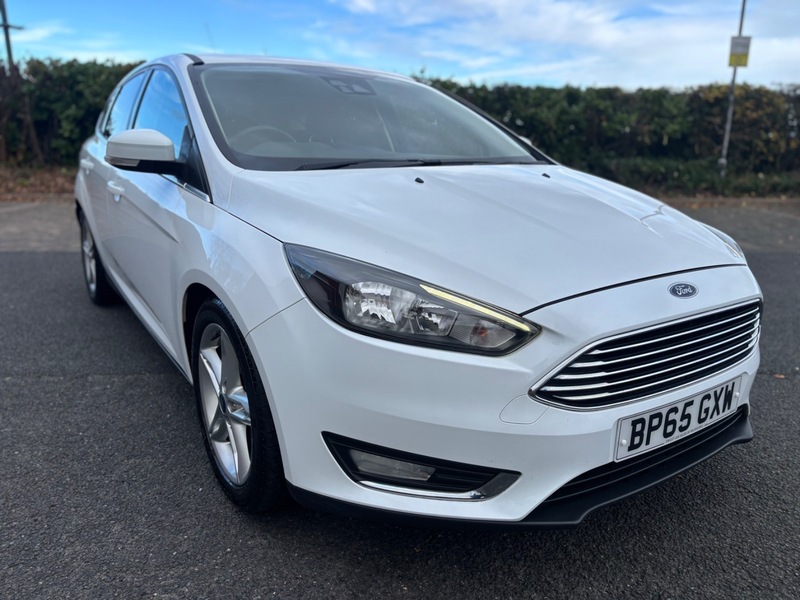 Used Ford Focus 2015 for sale - 76570793: Photo 2