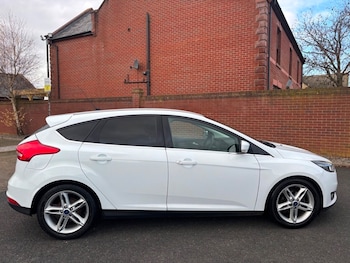 Used Ford Focus 2015 for sale - 76570793: Photo