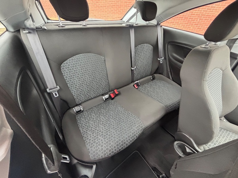 Used Vauxhall Corsa 2015 for sale - 77609612: Photo 17