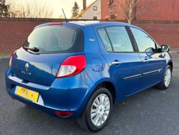 Used Renault Clio 2010 for sale - 73772203: Photo